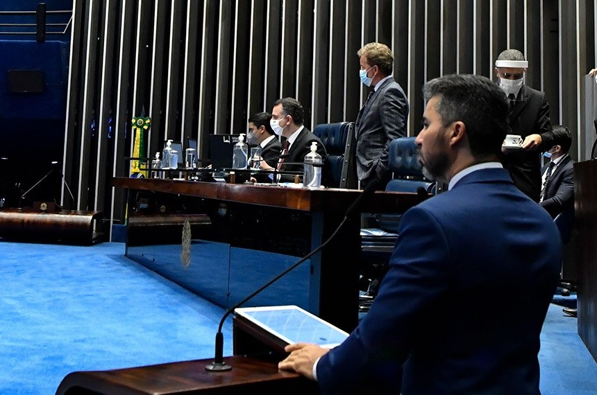 Aprovado no Senado projeto que aumenta limite de receita para microempreendedor.